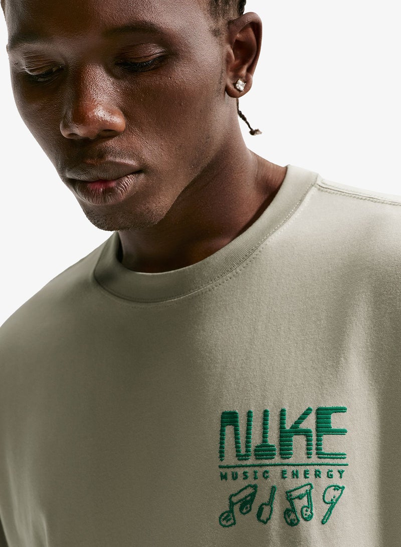 Nike Nsw Loose Swoosh Sounds T-Shirt - Image 3